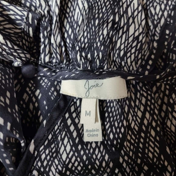 Joie Silk Top Medium - Picture 12 of 14